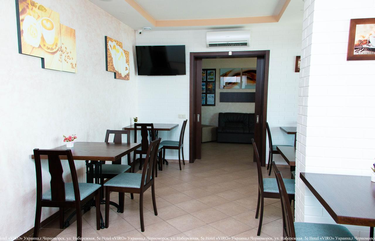 Viro Hotel Čornomors'k Esterno foto