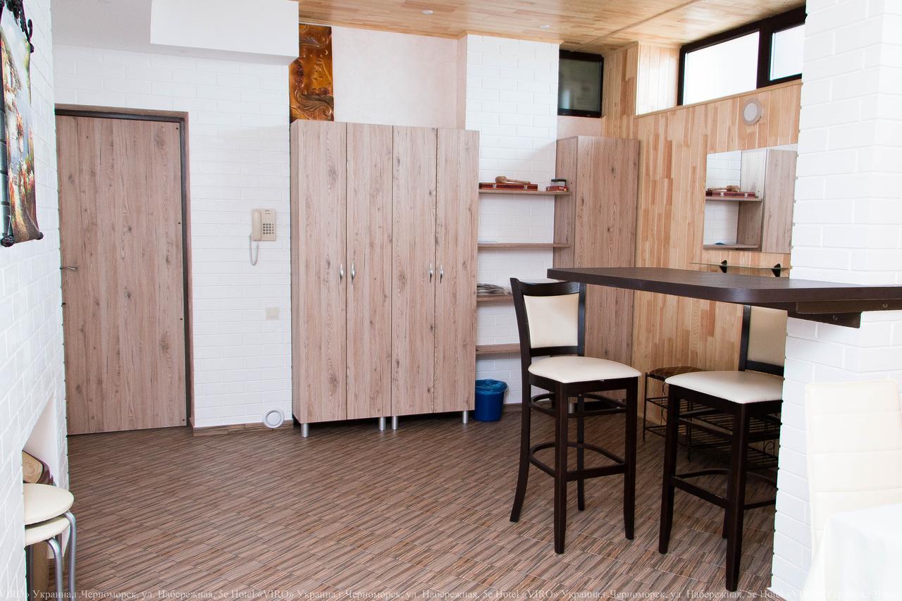 Viro Hotel Čornomors'k Esterno foto